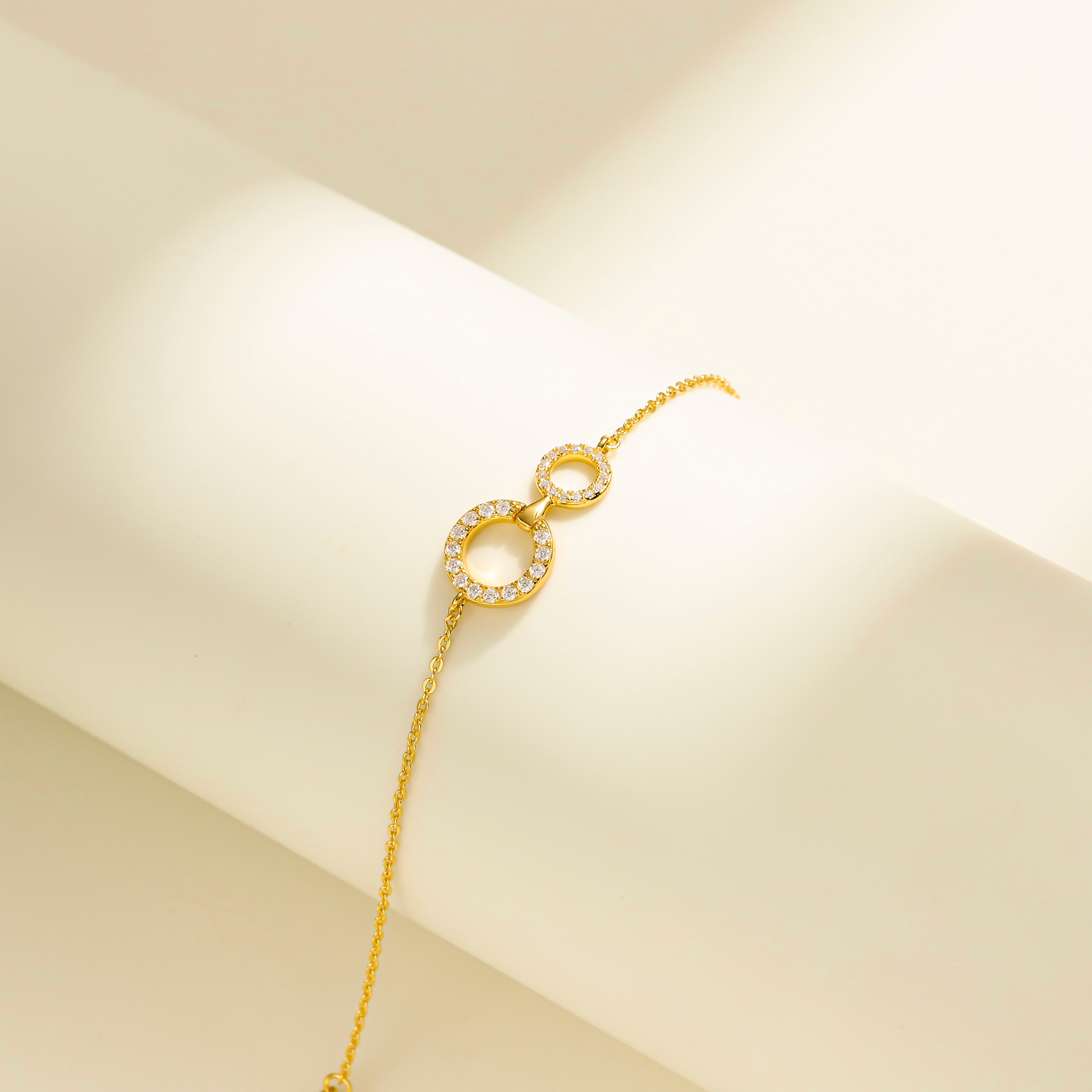 Linked Circles Bracelet, Gold